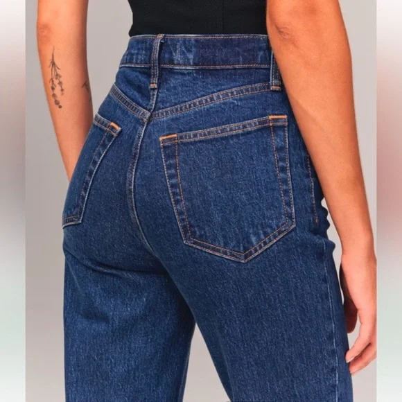 Abercrombie & Fitch Curve Love Ultra High Rise 90’s Straight Jeans Dark Denim - Picture 2 of 5